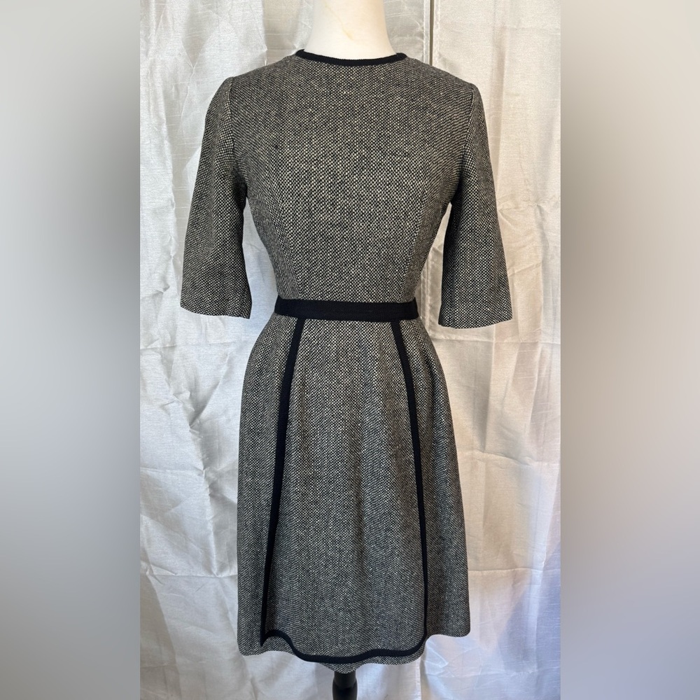 Elegant Gray Dress with Black Accents